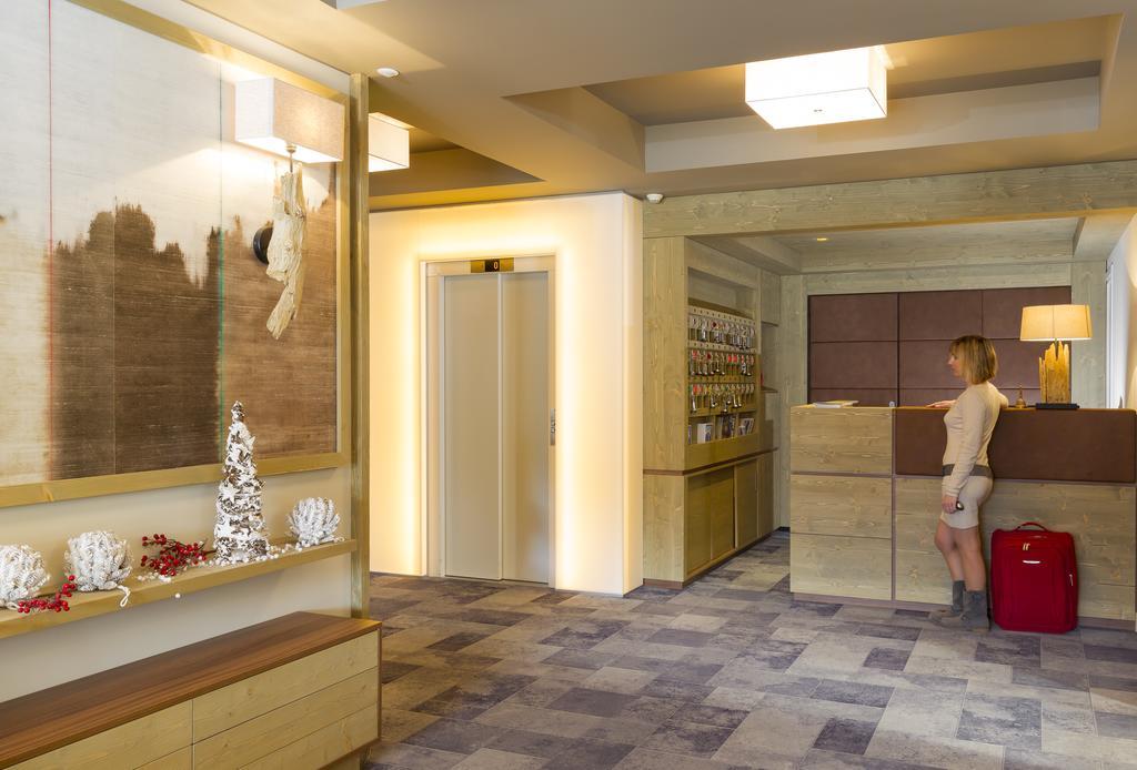 La Vanoise Hotel เปเซย์-น็องครัวซ์ ภายนอก รูปภาพ